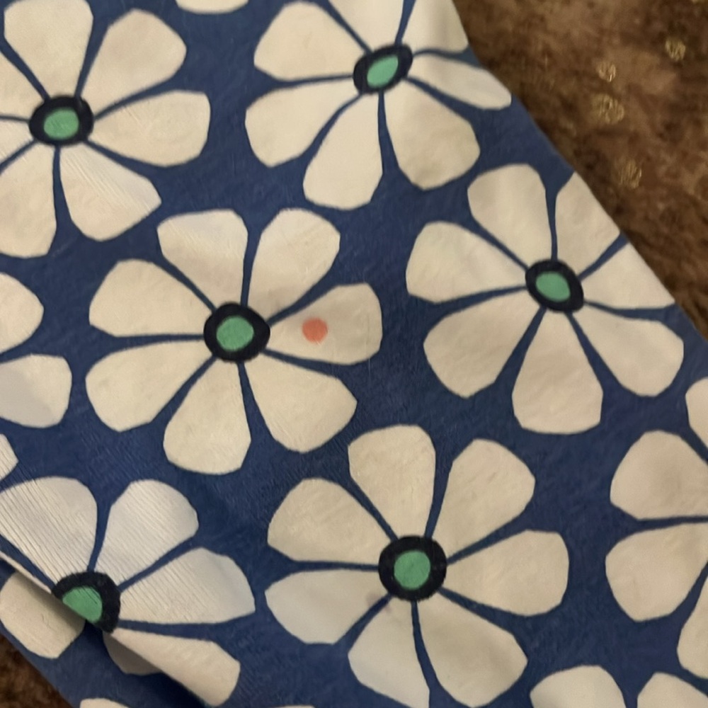 Organic PJ Set cutout flowers - Picture 5 of 7